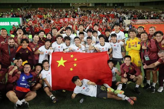 世界杯官方安装包-U23国足闯入亚洲杯决赛！河南小伙儿被评最佳球员